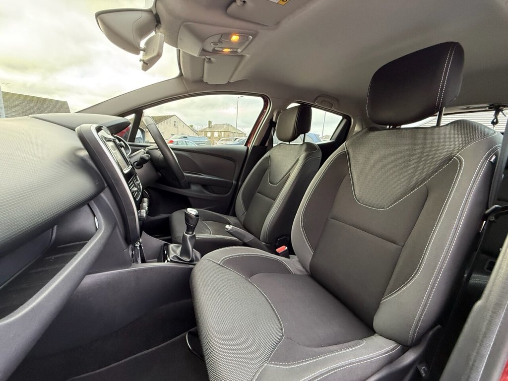 Used Renault Clio 2016 for sale - 76631686: Photo 16