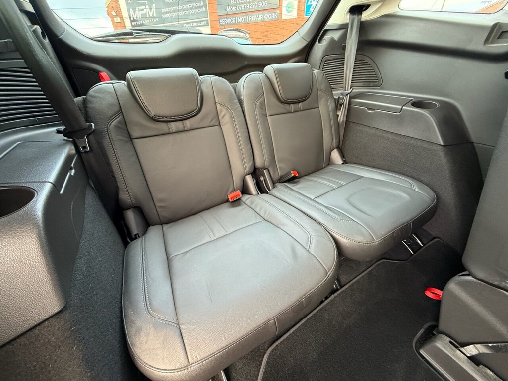 Used Ford Grand C-Max 2018 for sale - 76631903: Photo 17