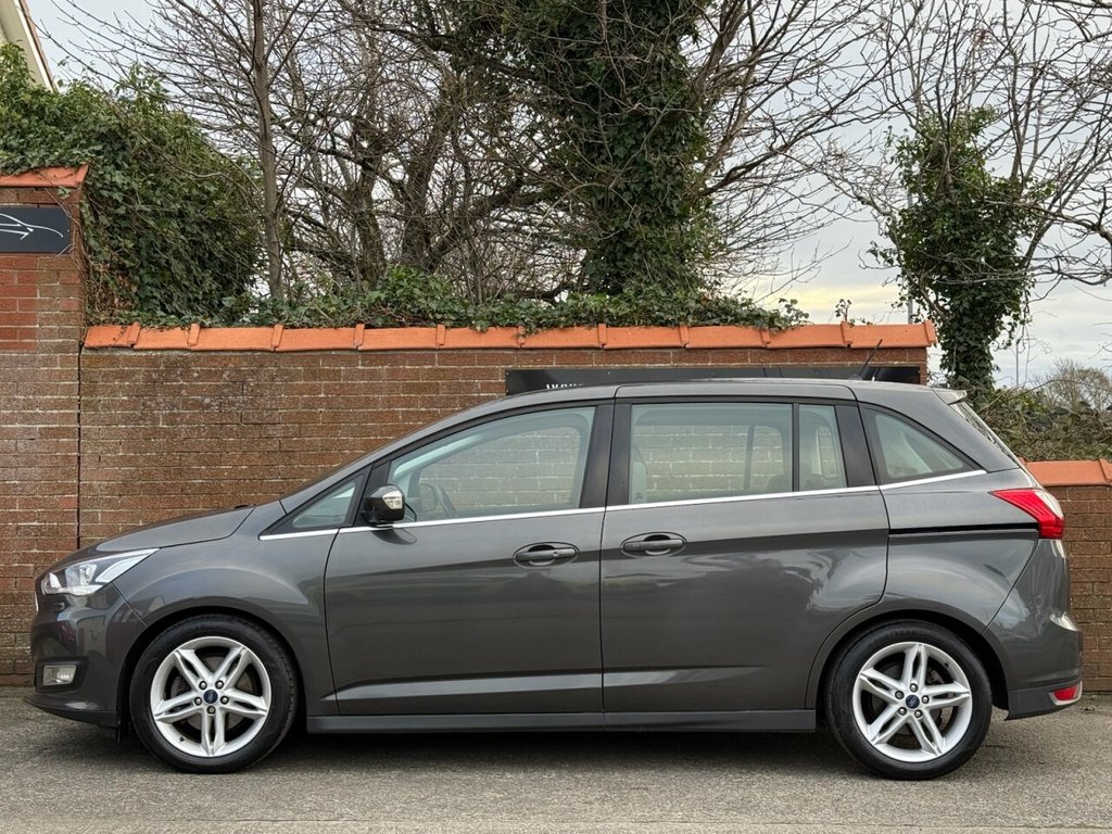 Used Ford Grand C-Max 2018 for sale - 76631903: Photo 4