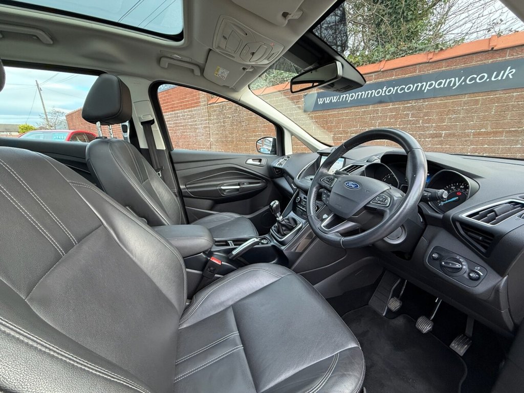 Used Ford Grand C-Max 2018 for sale - 76631903: Photo 9