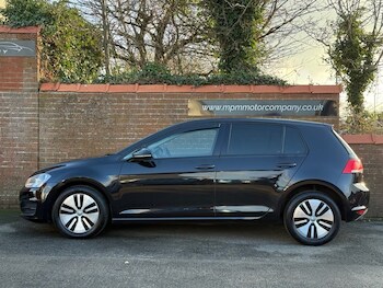 Used Volkswagen Golf 2013 for sale - 77187935: Photo