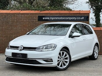 Used Volkswagen Golf 2019 for sale - 78083102: Photo