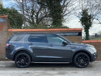 Used Land Rover Discovery Sport 2018 for sale - 77953263: Photo