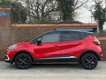 Used Renault Captur 2018 for sale - 77452415: Photo