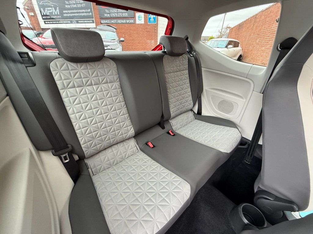 Used Volkswagen up! 2018 for sale - 76631937: Photo 12