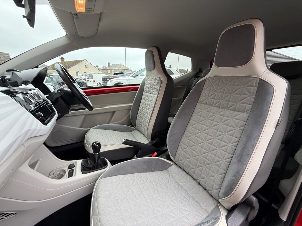 Used Volkswagen up! 2018 for sale - 76631937: Photo 14