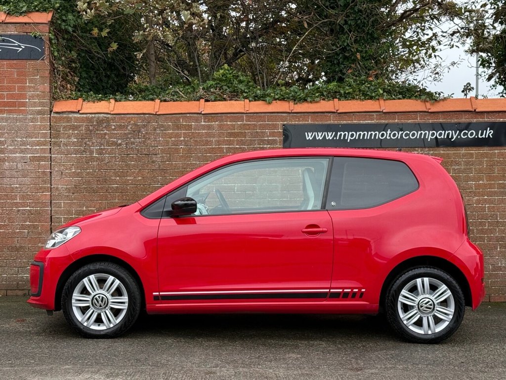 Used Volkswagen up! 2018 for sale - 76631937: Photo 4