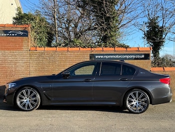 Used BMW 5 Series 2018 for sale - 77452200: Photo