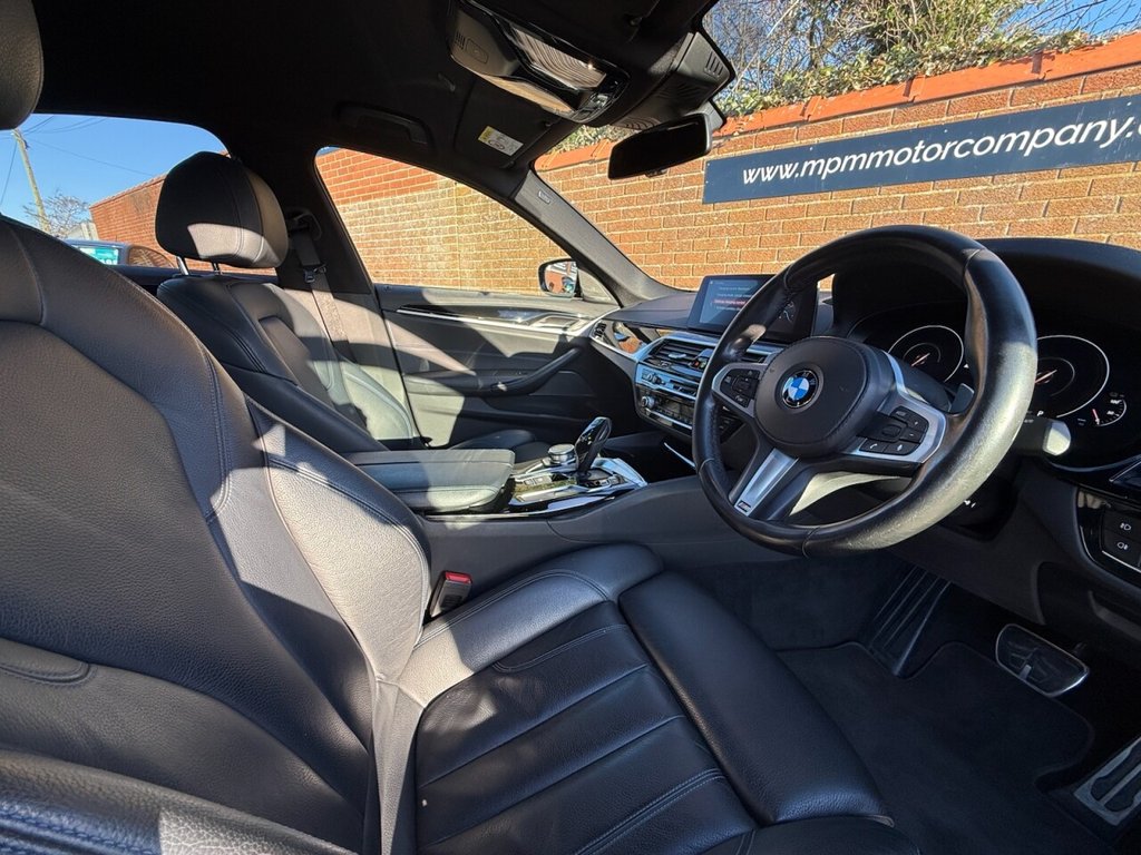 Used BMW 5 Series 2018 for sale - 77452200: Photo 9