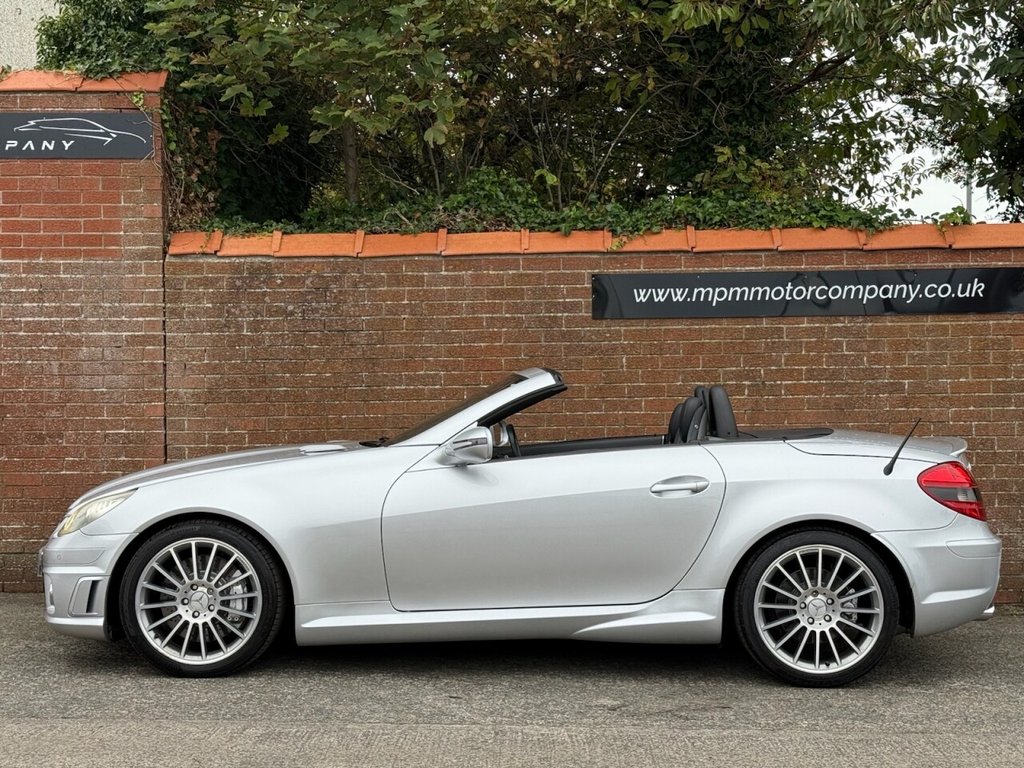 Used Mercedes-Benz SLK 2008 for sale - 76631995: Photo 4