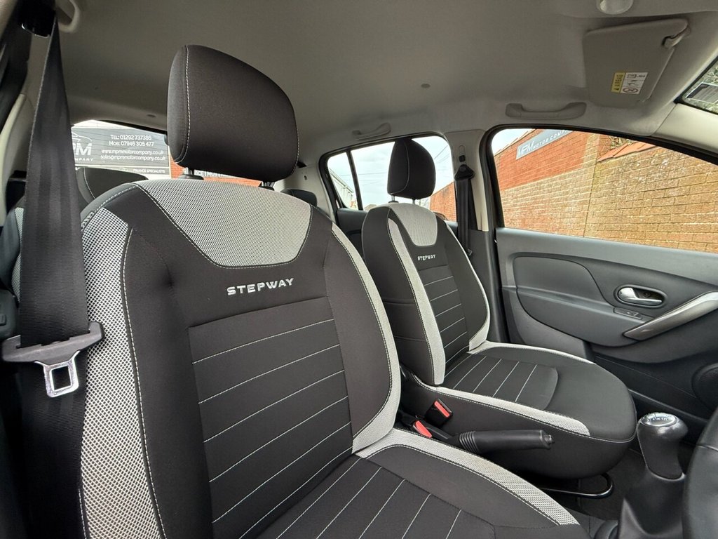 Used Dacia Sandero Stepway 2018 for sale - 76821045: Photo 10
