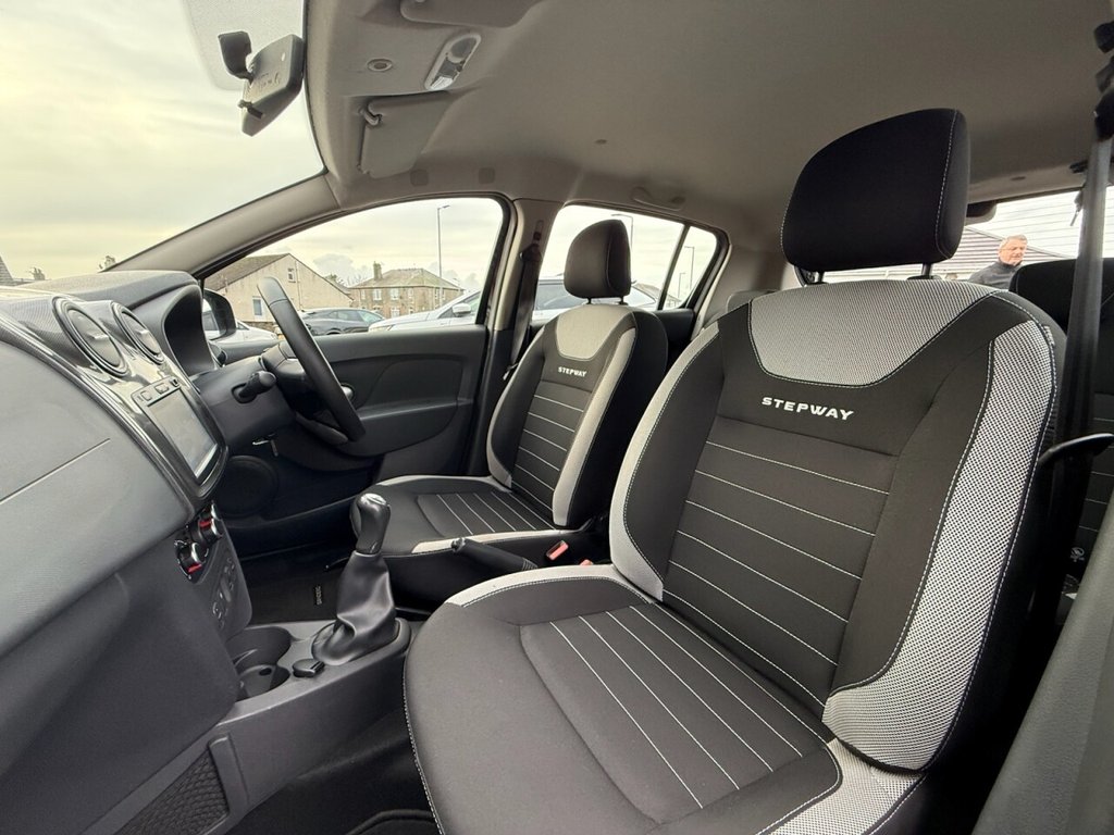 Used Dacia Sandero Stepway 2018 for sale - 76821045: Photo 14