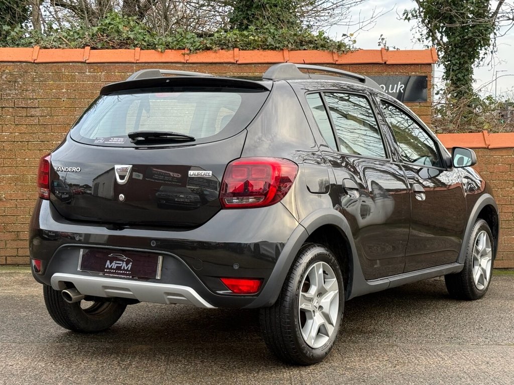 Used Dacia Sandero Stepway 2018 for sale - 76821045: Photo 5