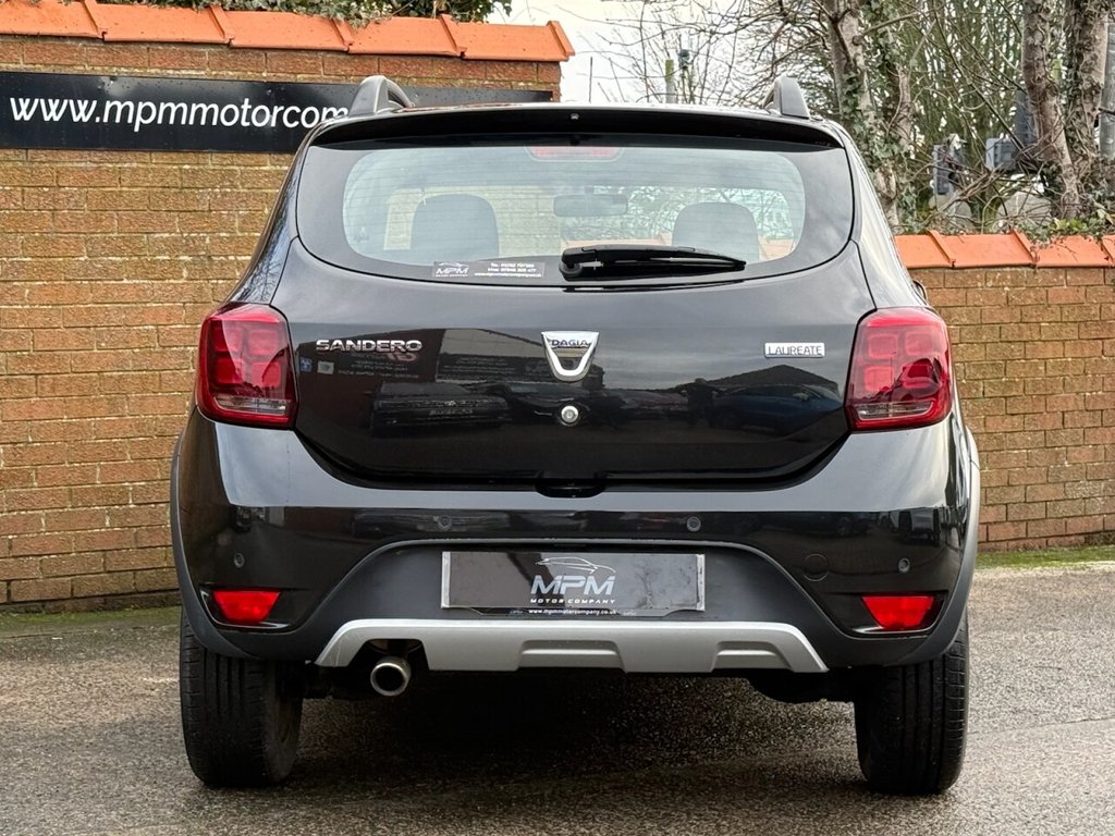 Used Dacia Sandero Stepway 2018 for sale - 76821045: Photo 8