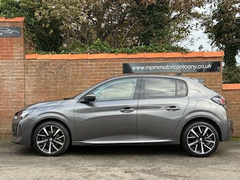 Used Peugeot 208 2020 for sale - 76631942: Photo