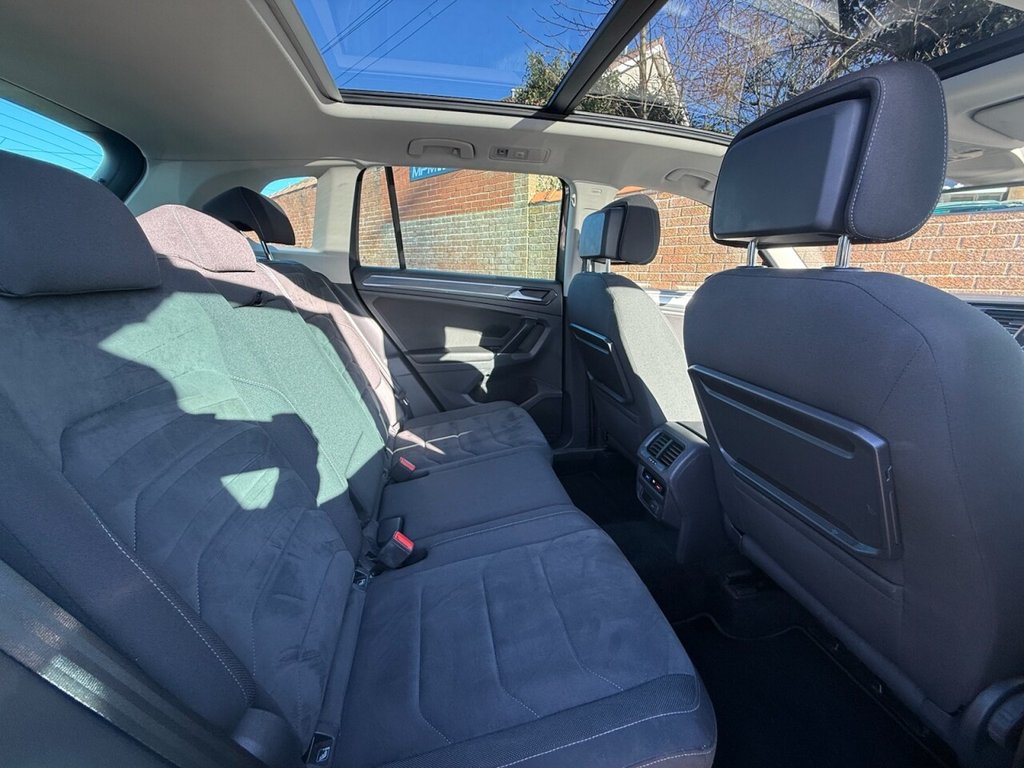 Used Volkswagen Tiguan 2017 for sale - 77498986: Photo 12