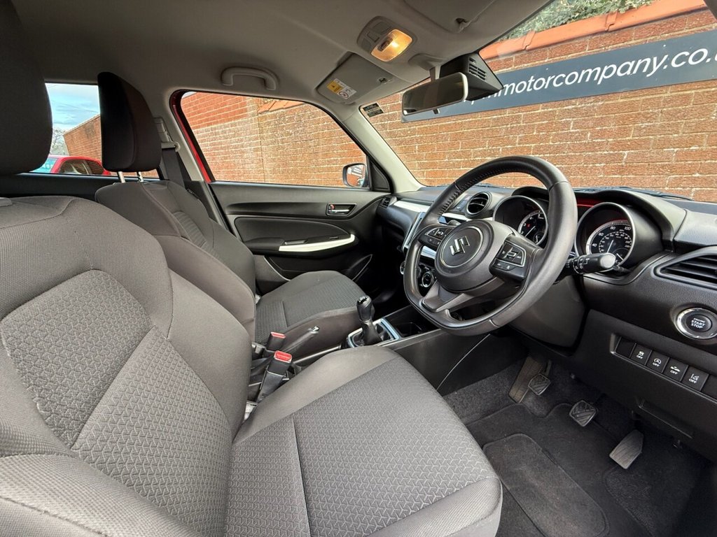 Used Suzuki Swift 2018 for sale - 76631901: Photo 9