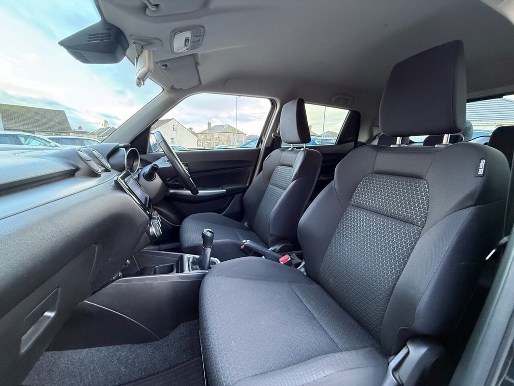 Used Suzuki Swift 2022 for sale - 76821050: Photo 14