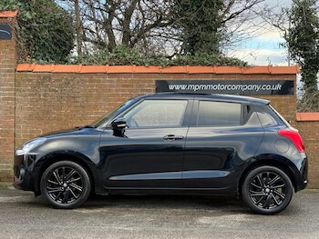 Used Suzuki Swift 2022 for sale - 76821050: Photo