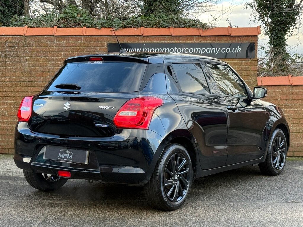 Used Suzuki Swift 2022 for sale - 76821050: Photo 5