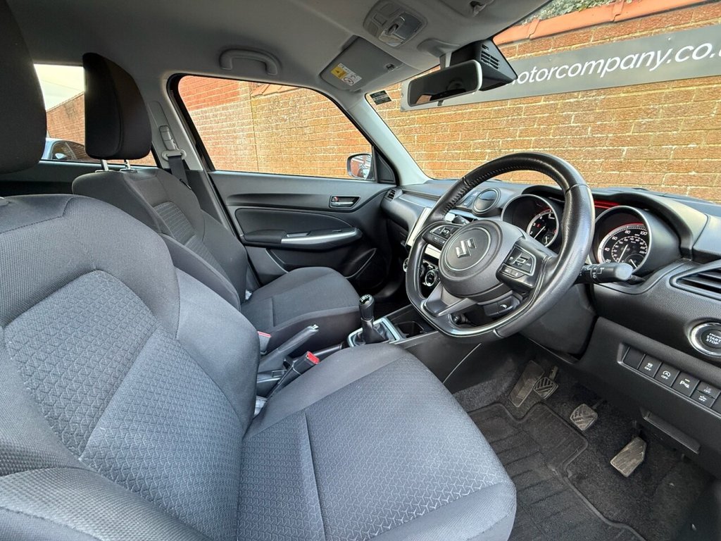 Used Suzuki Swift 2022 for sale - 76821050: Photo 9