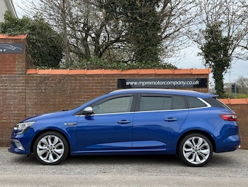 Used Renault Megane 2019 for sale - 78056270: Photo