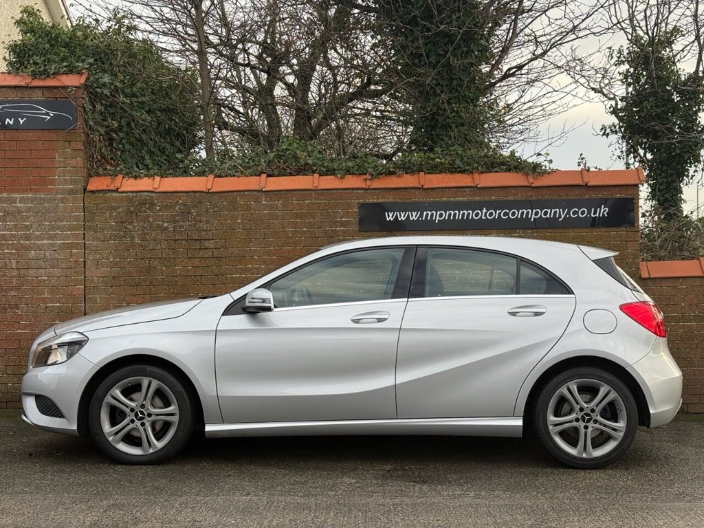 Used Mercedes-Benz A-Class 2015 for sale - 77133085: Photo 4