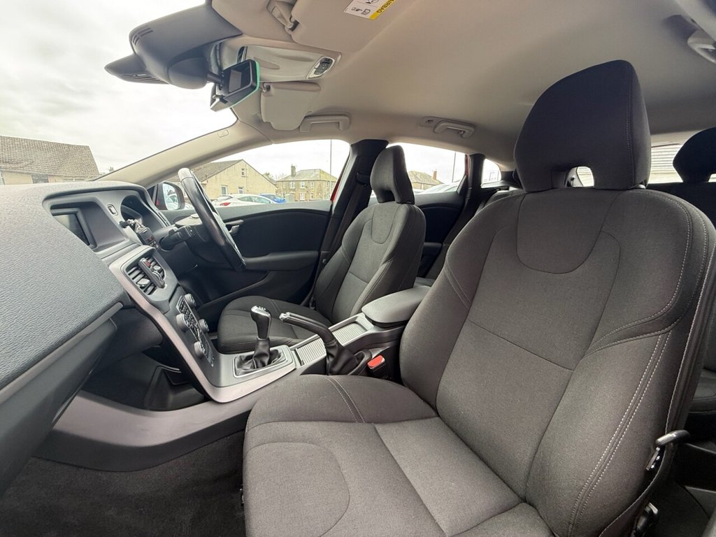 Used Volvo V40 2015 for sale - 78199941: Photo 14