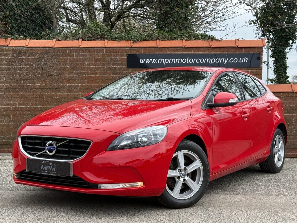 Used Volvo V40 2015 for sale - 78199941: Photo 2