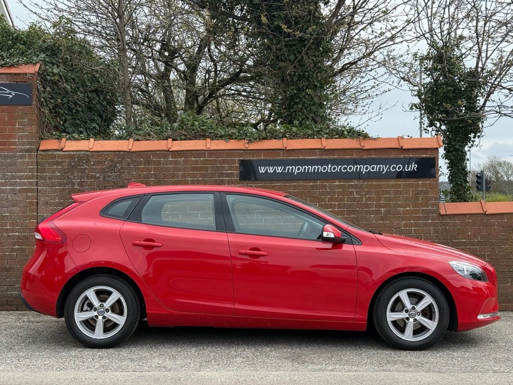 Used Volvo V40 2015 for sale - 78199941: Photo 3