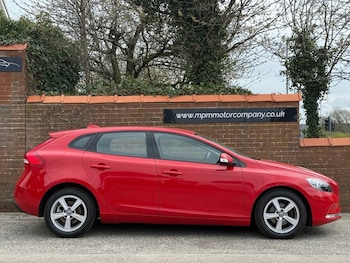 Used Volvo V40 2015 for sale - 78199941: Photo