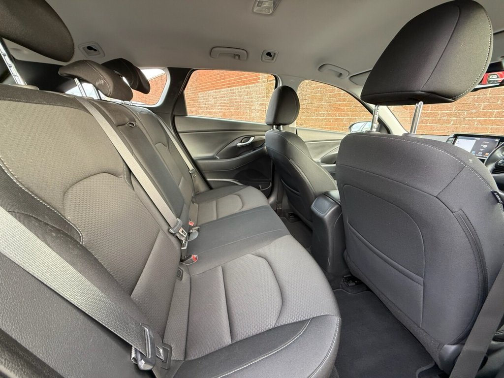 Used Hyundai i30 2018 for sale - 76631751: Photo 12