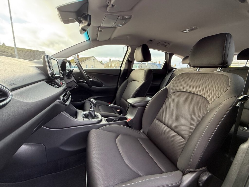 Used Hyundai i30 2018 for sale - 76631751: Photo 14