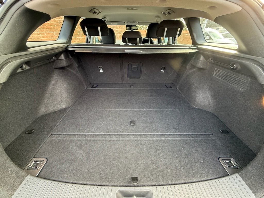 Used Hyundai i30 2018 for sale - 76631751: Photo 16