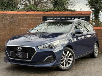 Used Hyundai i30 2018 for sale - 76631751: Photo