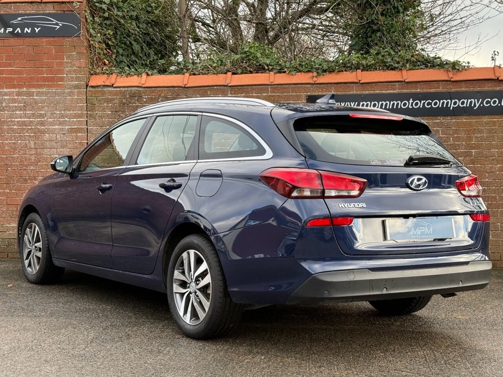 Used Hyundai i30 2018 for sale - 76631751: Photo 6