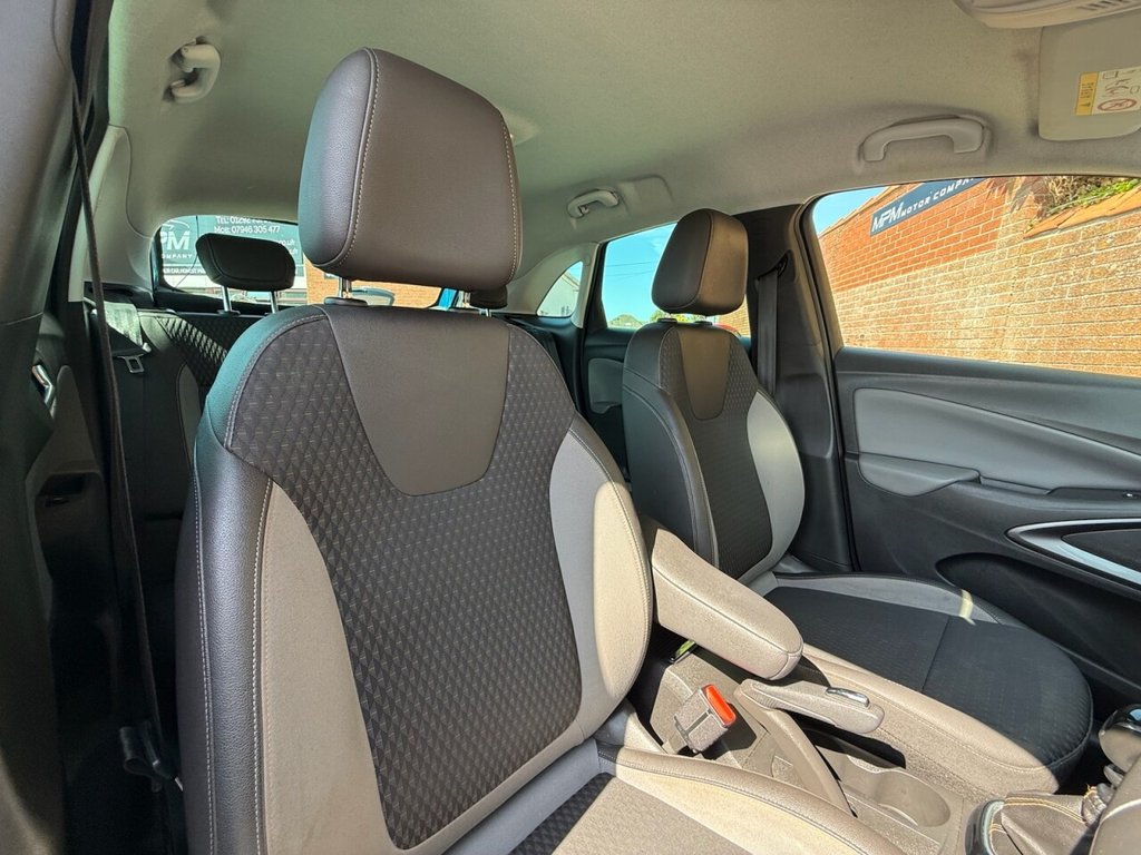 Used Vauxhall Crossland X 2018 for sale - 76631959: Photo 10