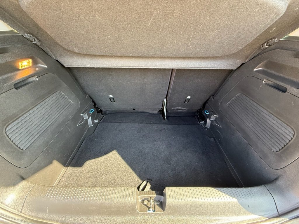 Used Vauxhall Crossland X 2018 for sale - 76631959: Photo 16