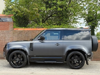 Used Land Rover Defender 2022 for sale - 78372803: Photo