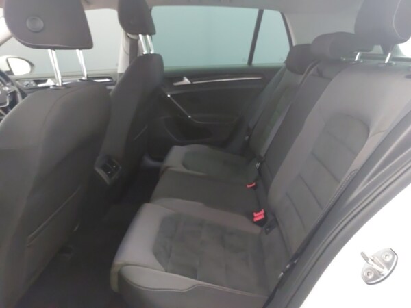 Used Volkswagen Golf 2018 for sale - 76213062: Photo 6