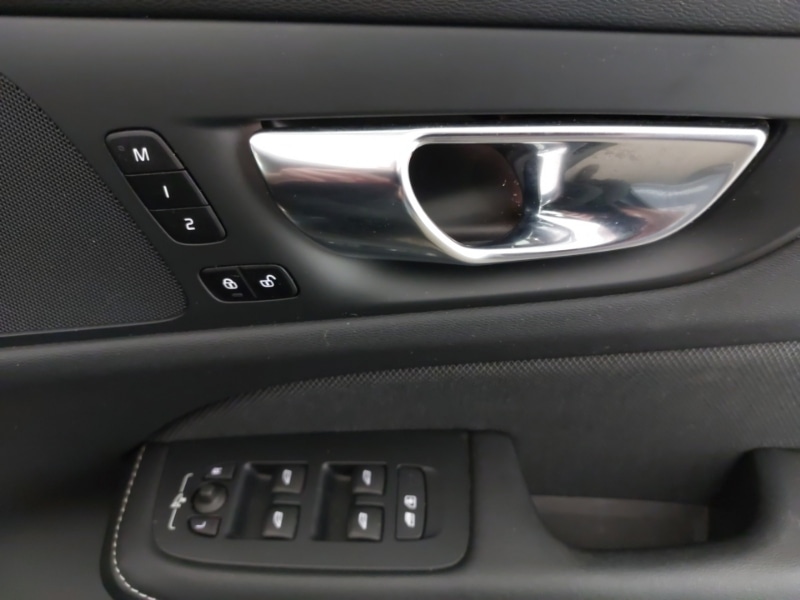 Used Volvo V60 2022 for sale - 77034806: Photo 19