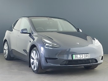 2023 - RWD 5dr Auto