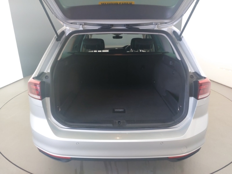 Used Volkswagen Passat 2019 for sale - 77141156: Photo 8