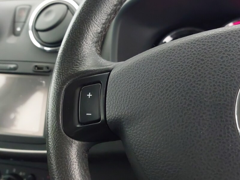 Used Dacia Sandero Stepway 2015 for sale - 77329601: Photo 14