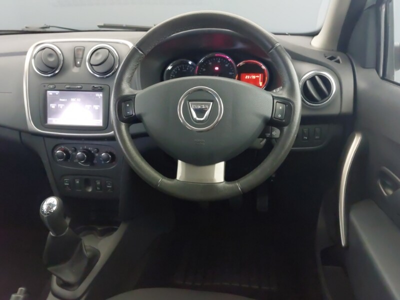 Used Dacia Sandero Stepway 2015 for sale - 77329601: Photo 7