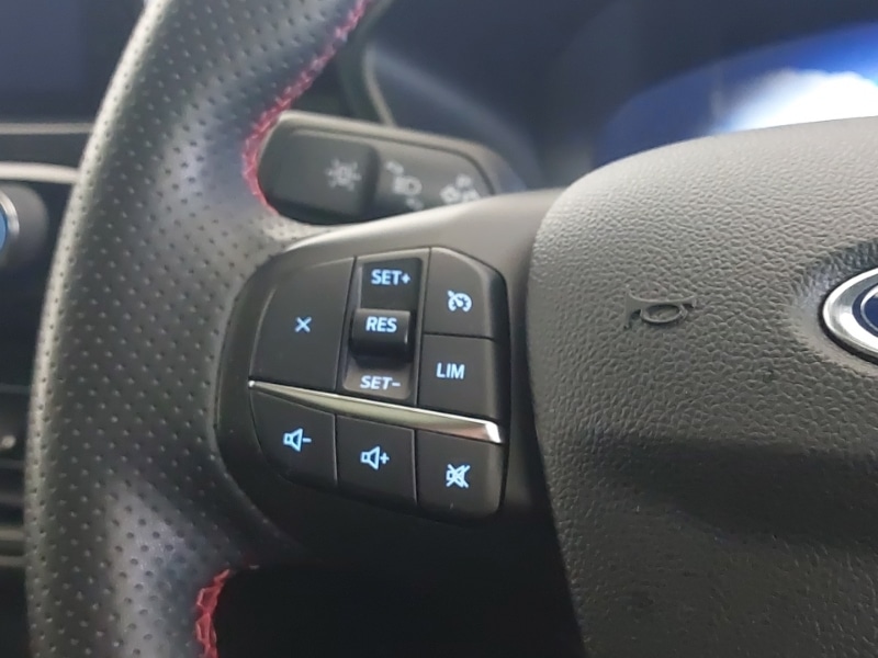 Used Ford Kuga 2022 for sale - 76397429: Photo 14