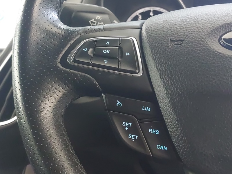 Used Ford Focus 2016 for sale - 76800046: Photo 14