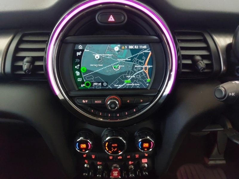 Used MINI Hatch 2019 for sale - 76932385: Photo 10