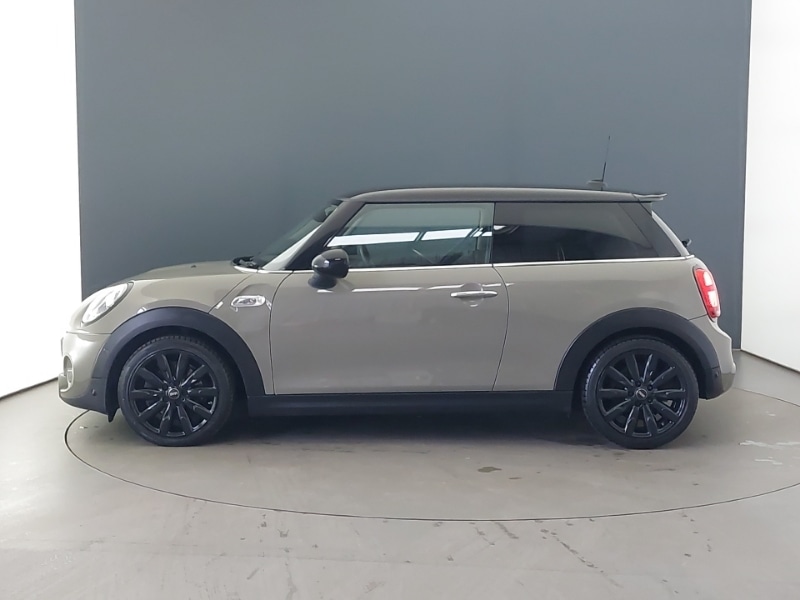 Used MINI Hatch 2019 for sale - 76932385: Photo 4