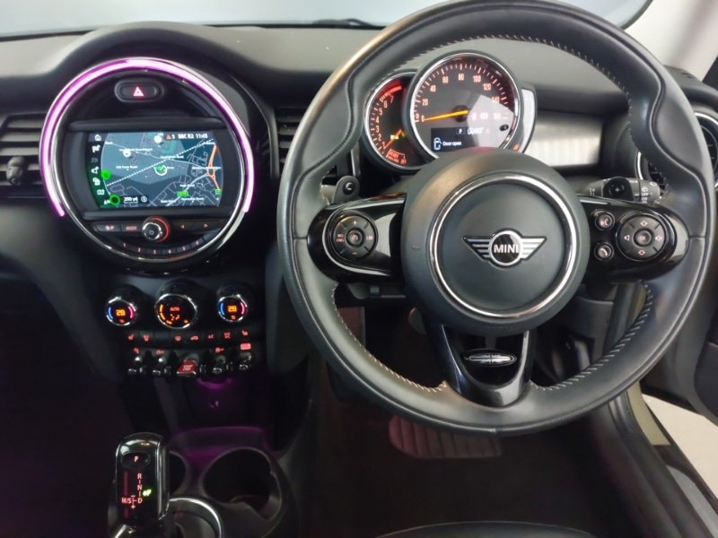 Used MINI Hatch 2019 for sale - 76932385: Photo 7